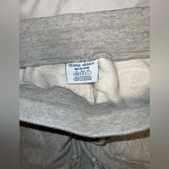 Champion women’s Cotten shorts - Picture 4 of 4